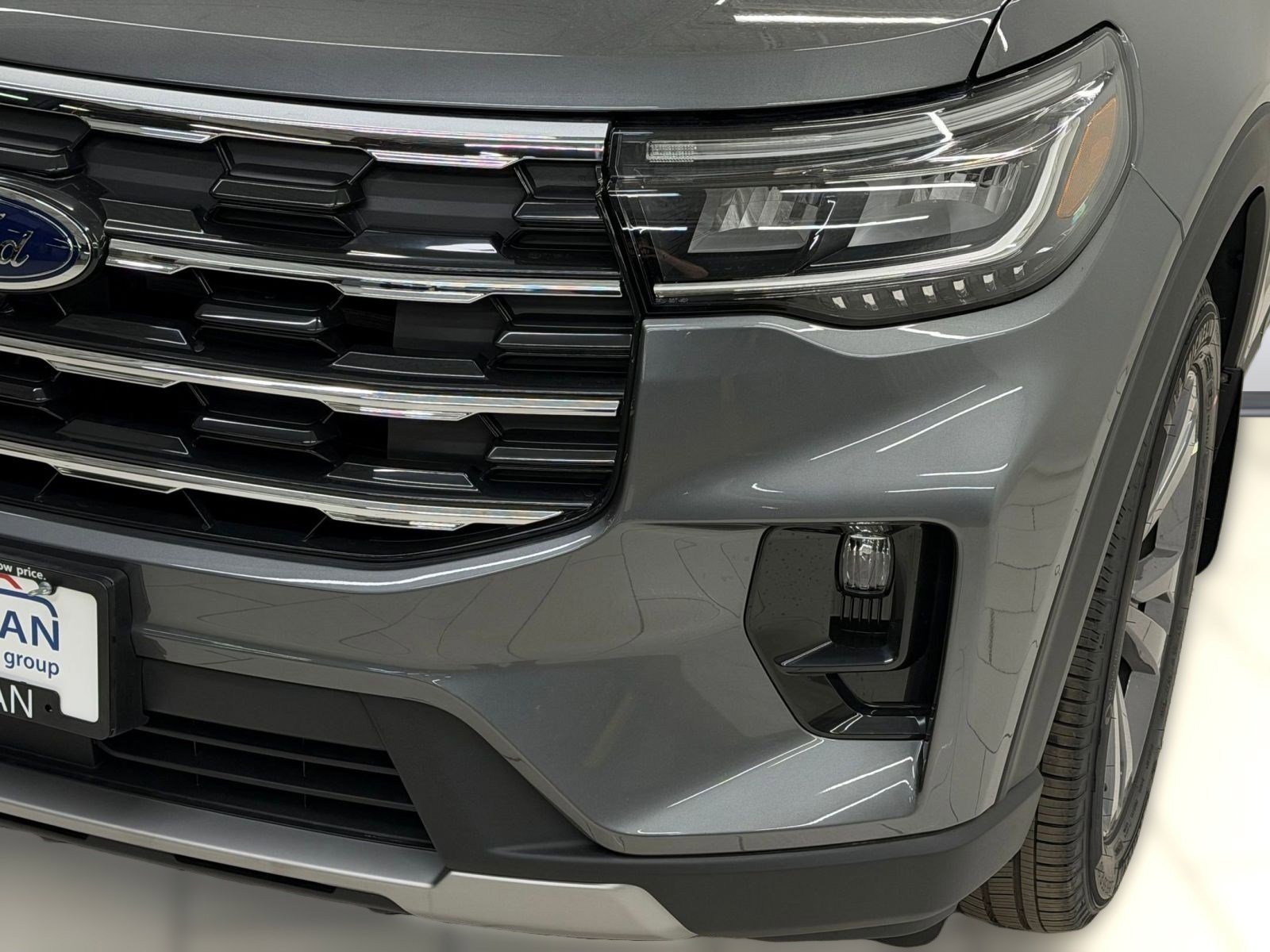 2026 Ford Explorer Active - Photo 8