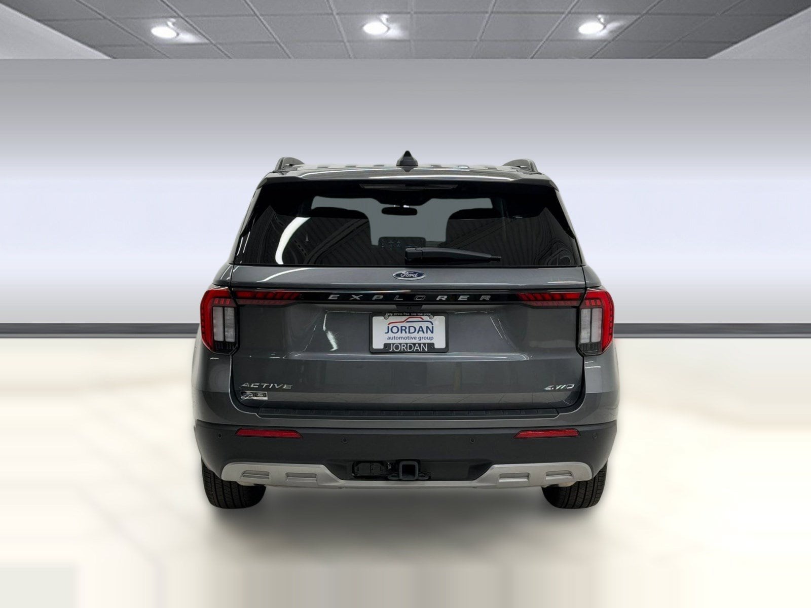 2026 Ford Explorer Active - Photo 8