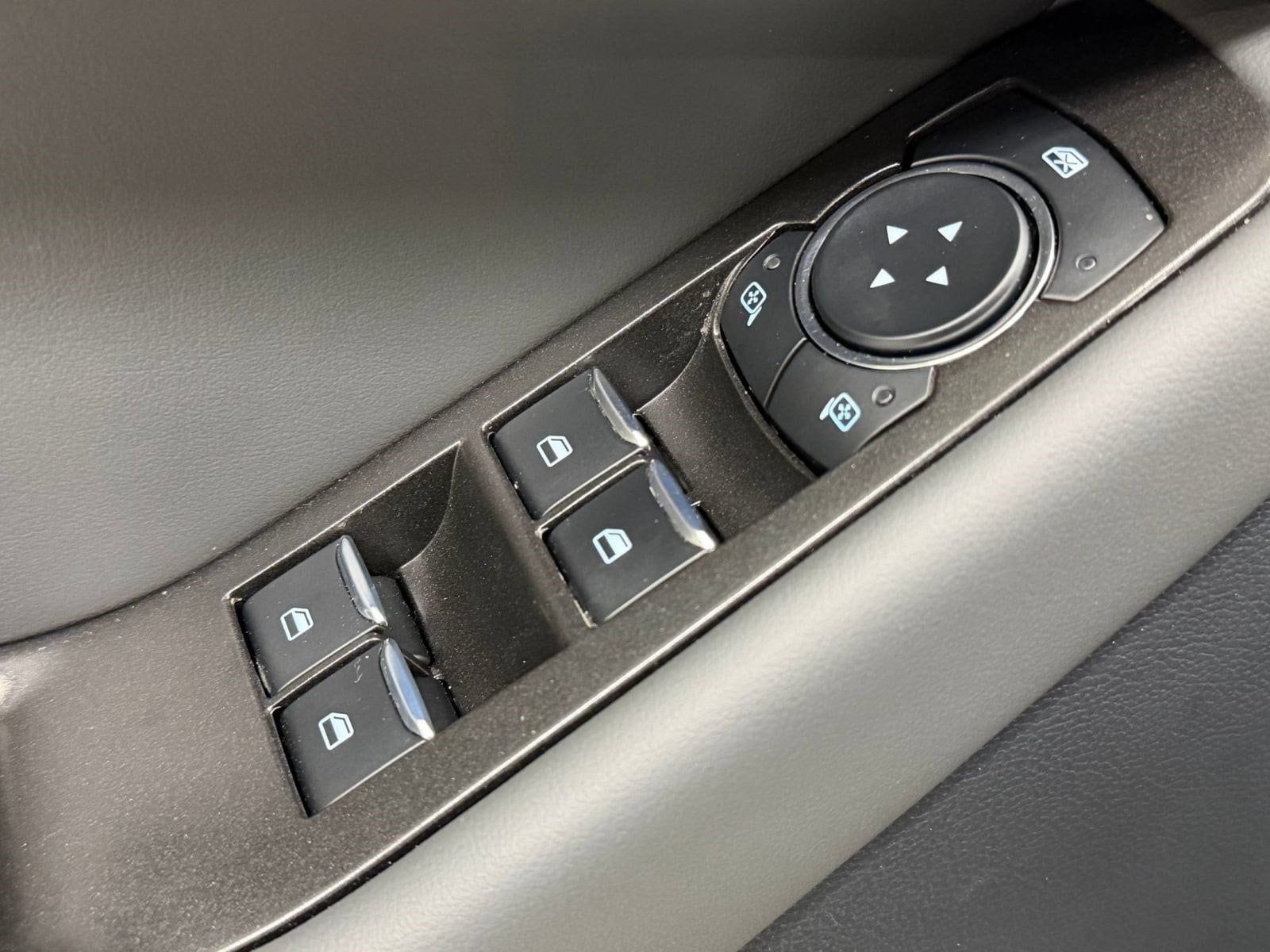 2026 Ford Explorer Active - Photo 25