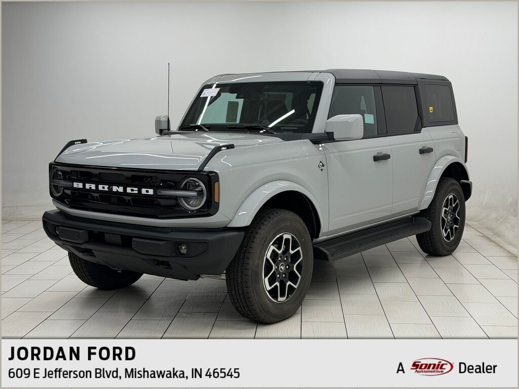 New 2026 Ford Bronco Outer Banks SUV