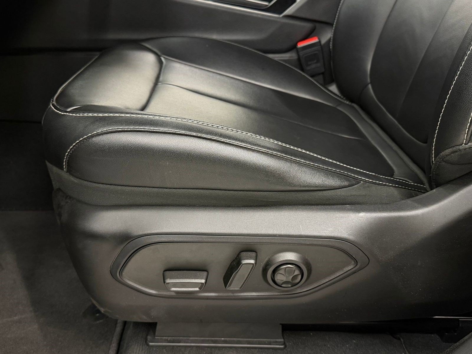 2025 Jeep Grand Cherokee L Limited - Photo 13