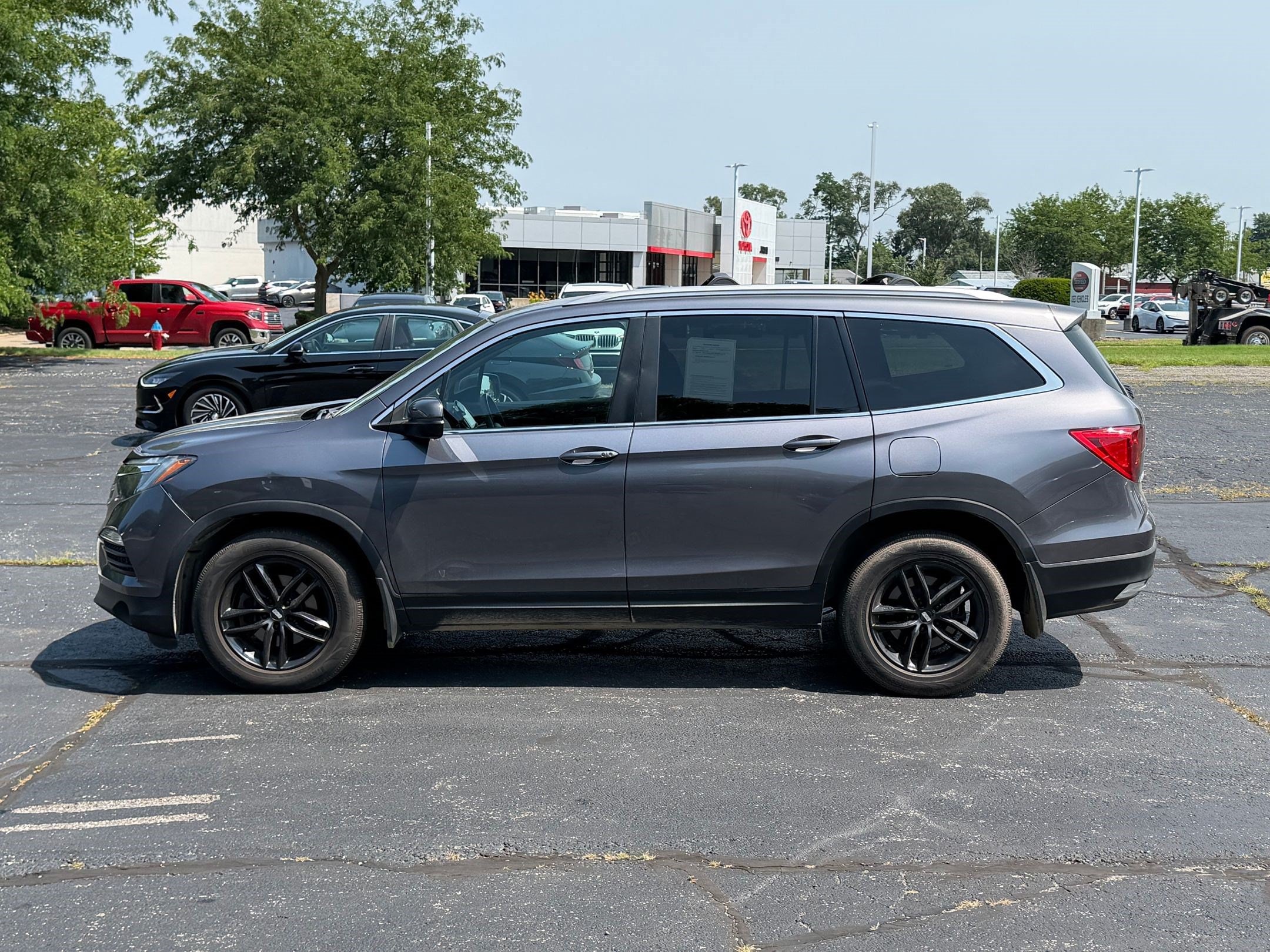 Used 2016 Honda Pilot EX-L with VIN 5FNYF6H8XGB104912 for sale in Mishawaka, IN