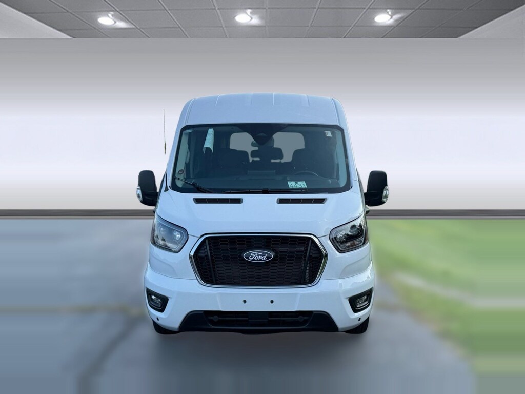 Used 2026 Ford Transit-350 Passenger Wagon Medium Roof Van