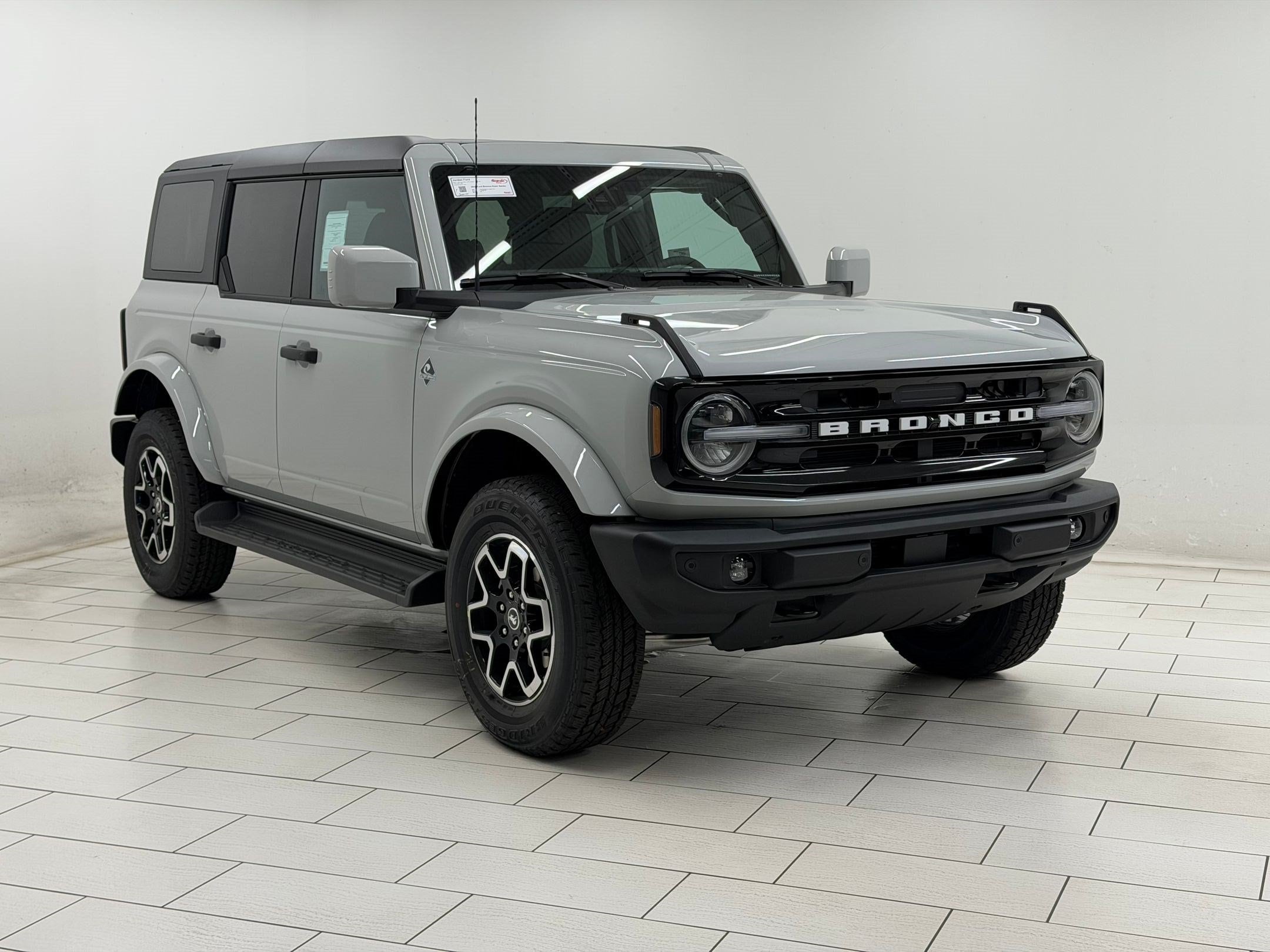 2026 Ford Bronco Outer Banks SUV