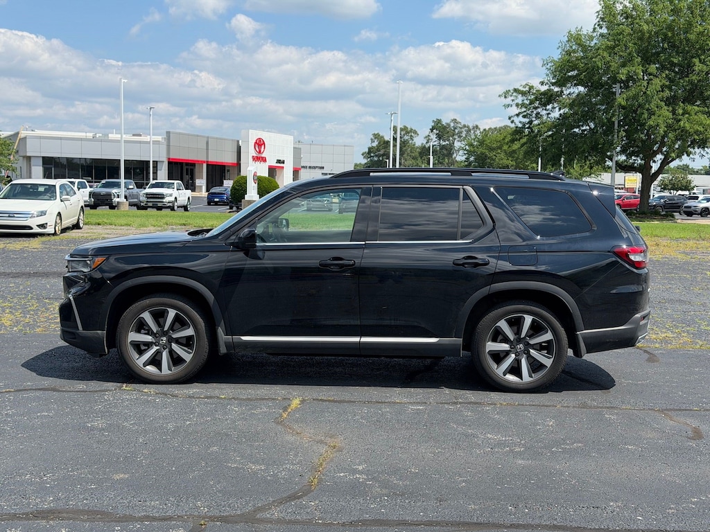 Used 2024 Honda Pilot Touring SUV