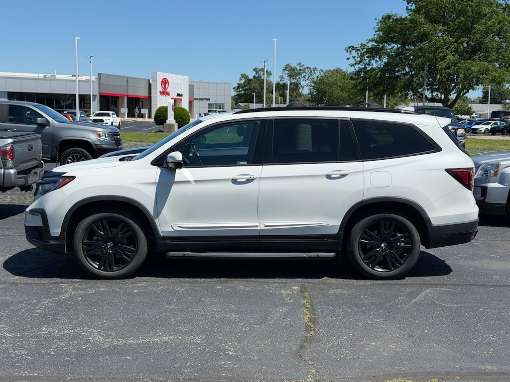 Used 2022 Honda Pilot Black Edition SUV