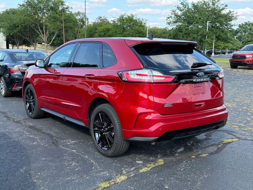 Certified 2024 Ford Edge SUV