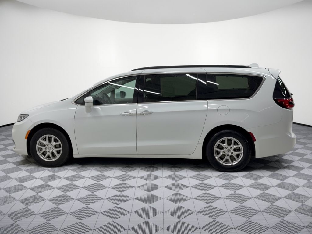 Certified 2022 Chrysler Pacifica Touring L Van Passenger Van