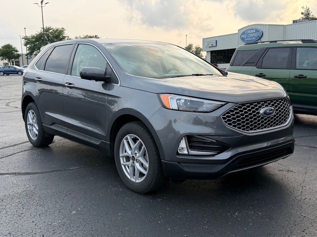 Certified 2024 Ford Edge SUV