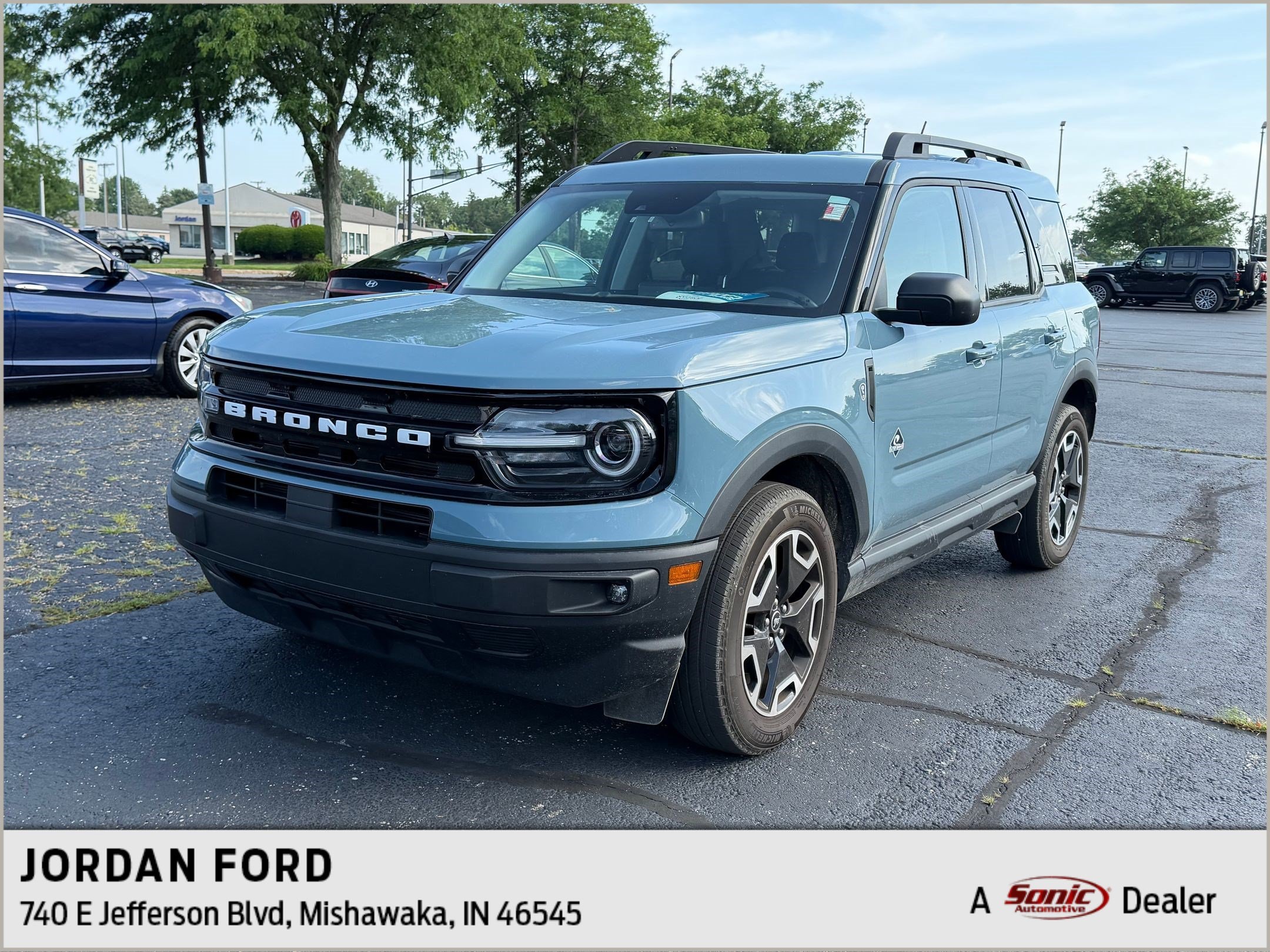 2023 Ford Bronco Sport Outer Banks 4X4's photo