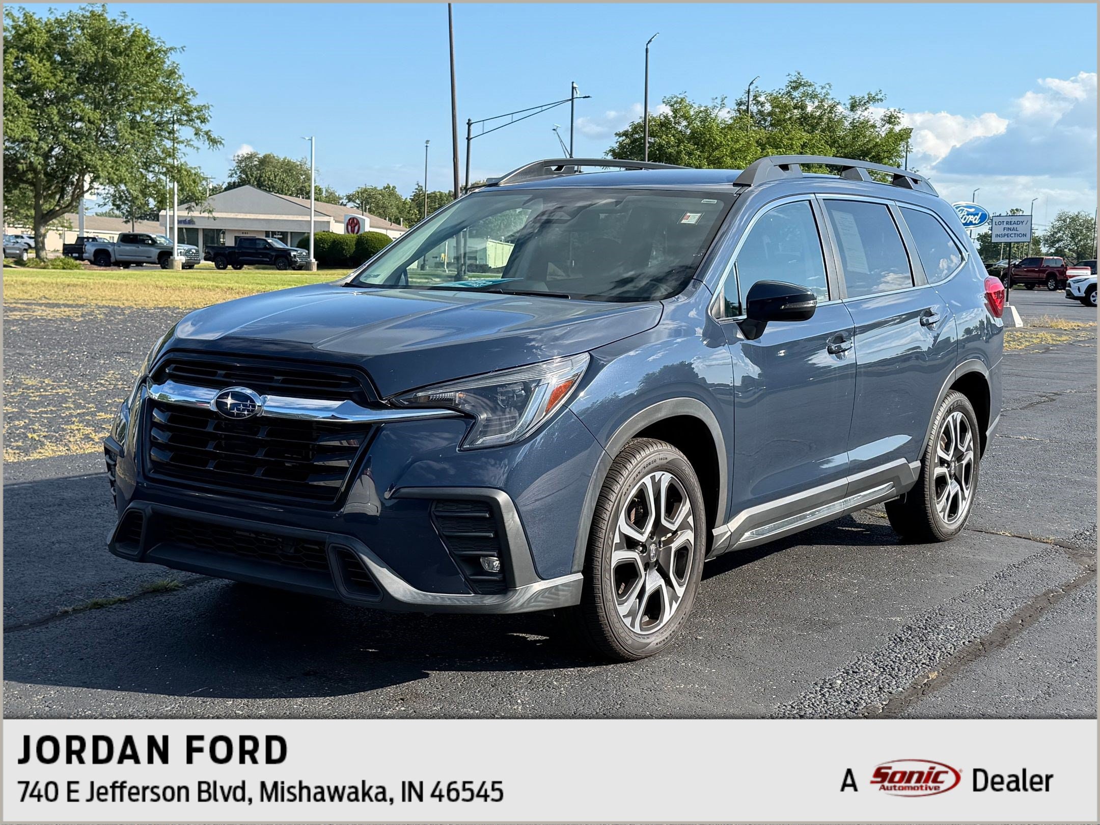 Ascent Limited 7-Passenger SUV