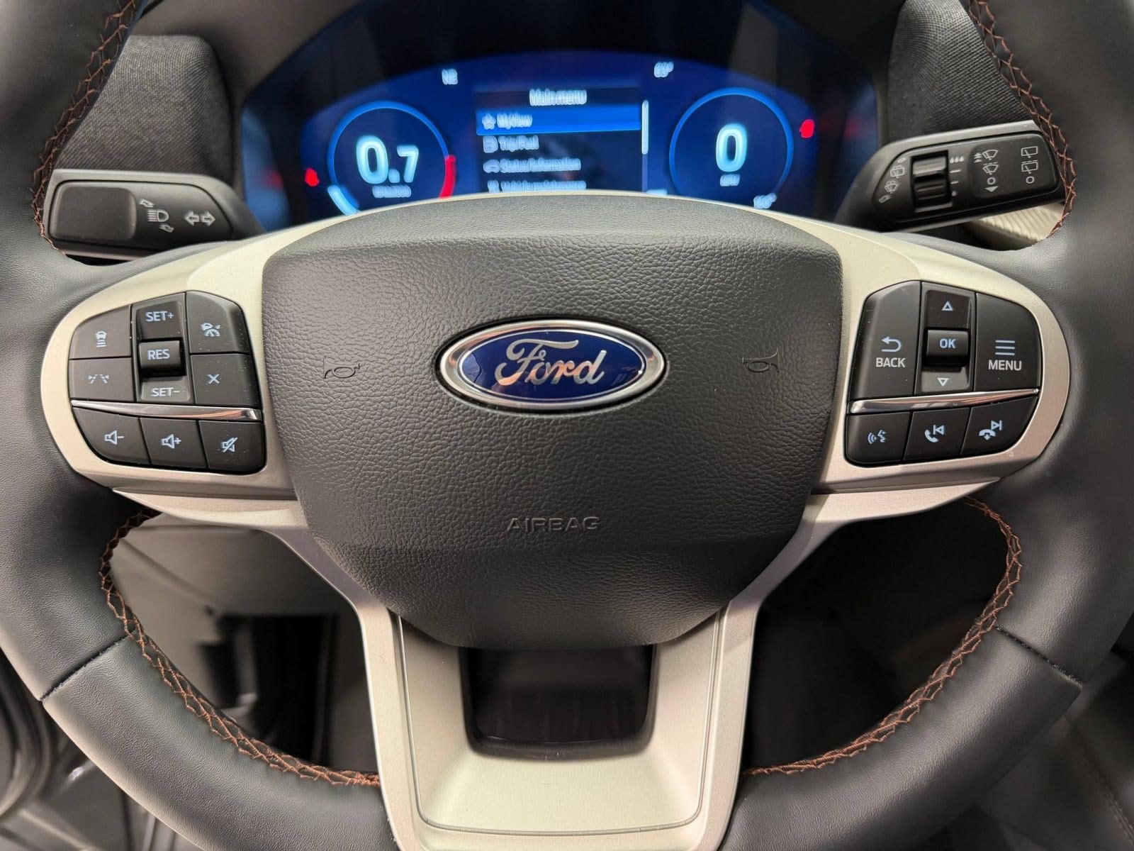 2026 Ford Explorer Active - Photo 9