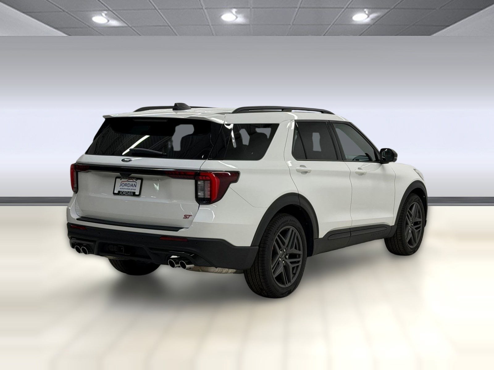 2026 Ford Explorer ST - Photo 7