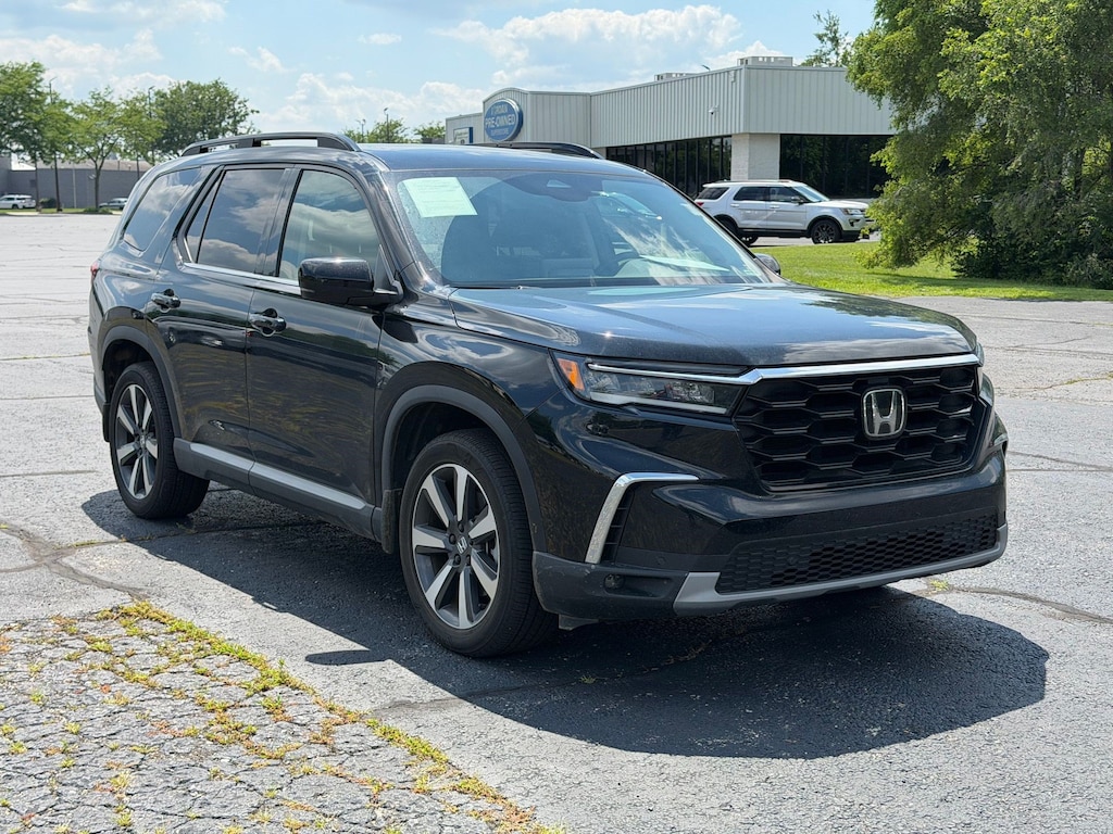 Used 2024 Honda Pilot Touring SUV