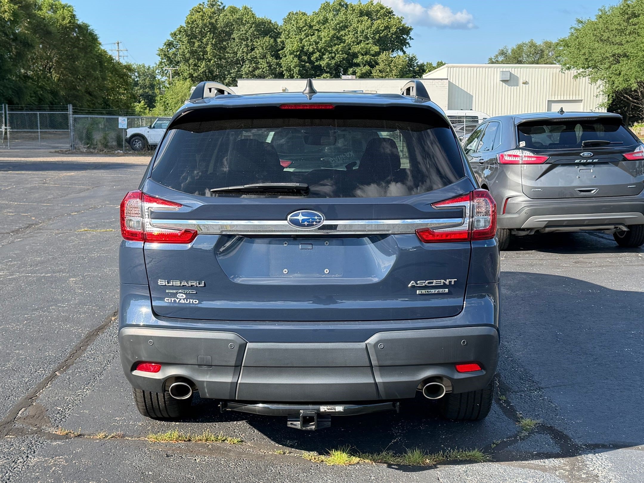 Ascent Limited 7-Passenger SUV
