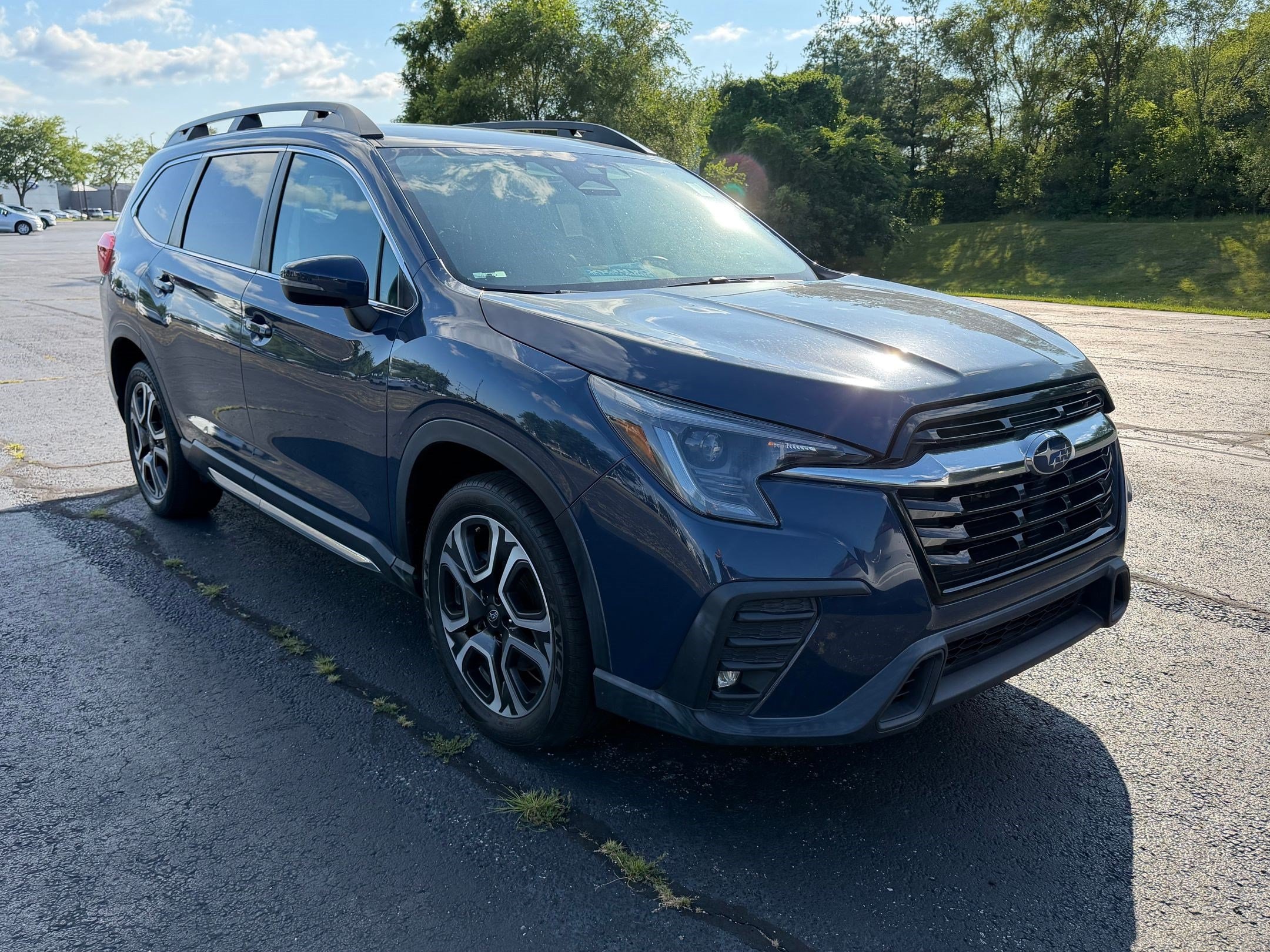 Ascent Limited 7-Passenger SUV