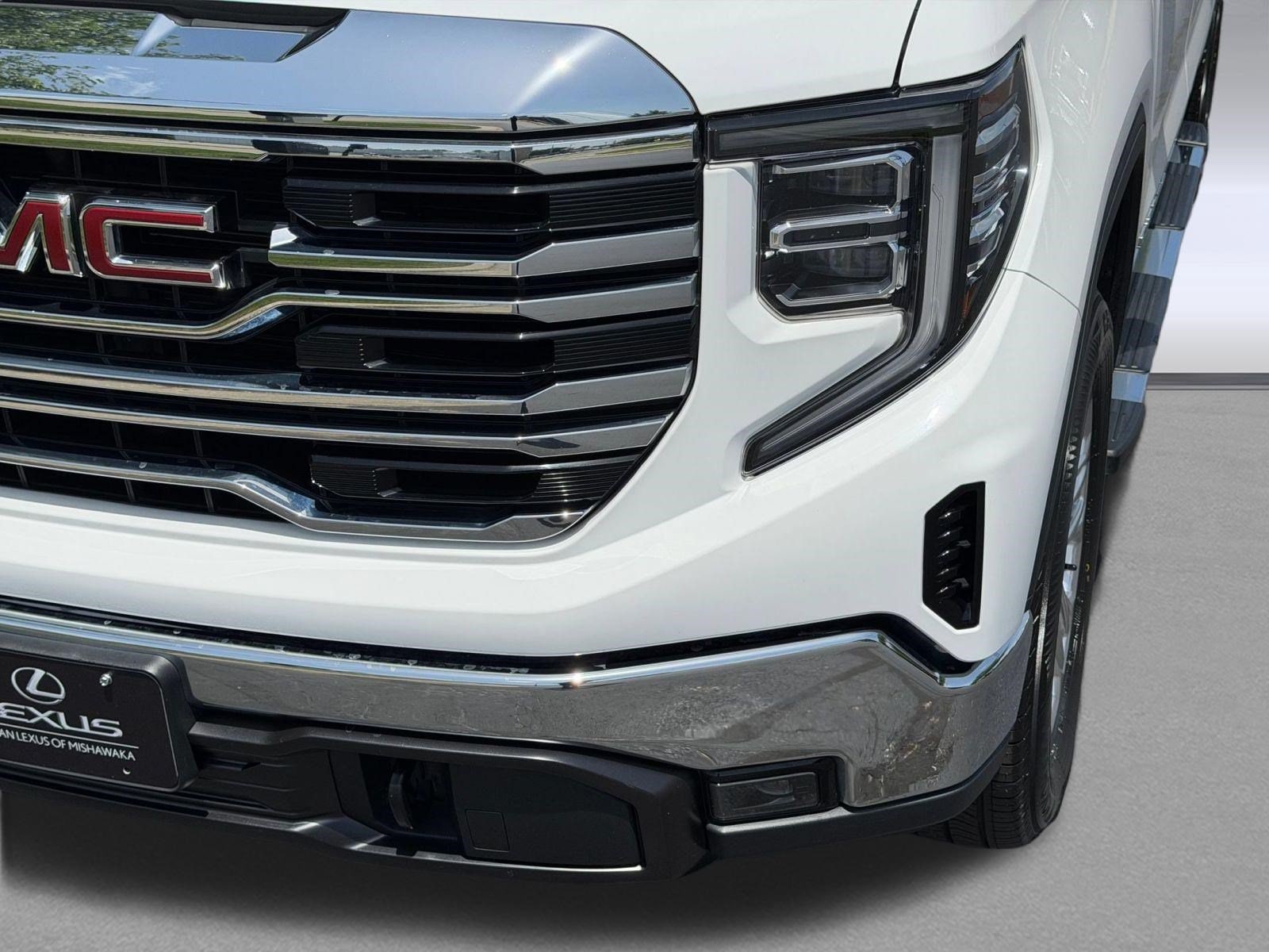 2023 GMC Sierra 1500 SLT - Photo 12