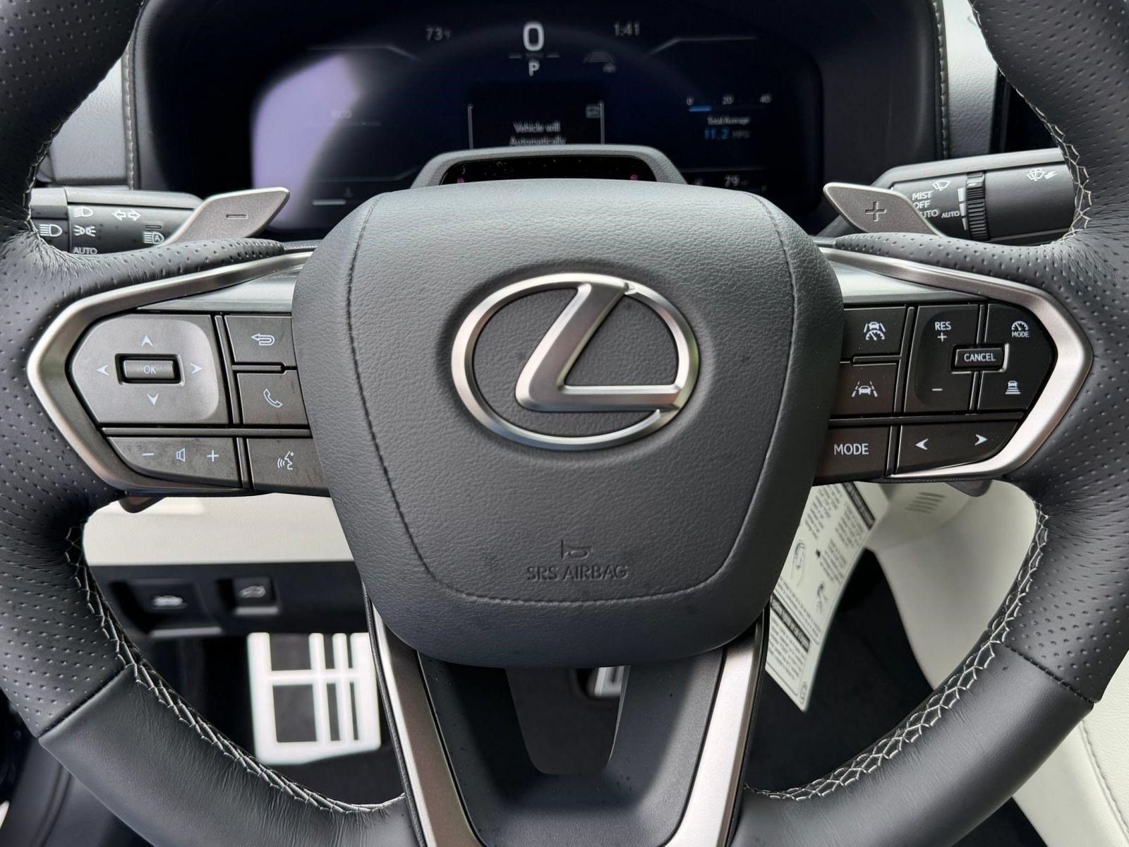 2026 Lexus IS 350 F SPORT - Photo 15