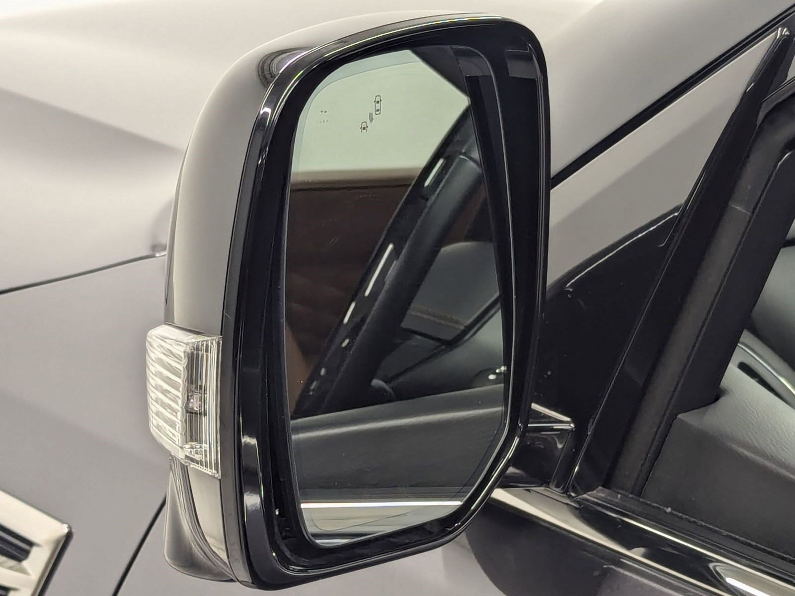 2024 INFINITI QX80 Sensory 4WD - Photo 42