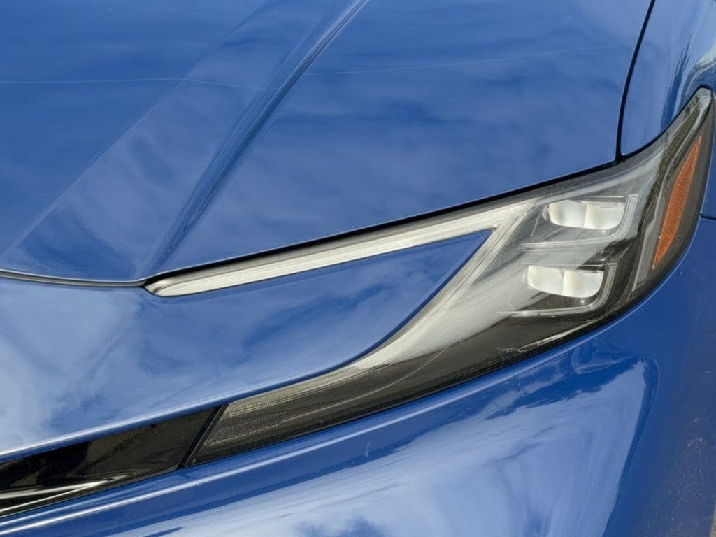 2025 Toyota Camry XSE - Photo 12