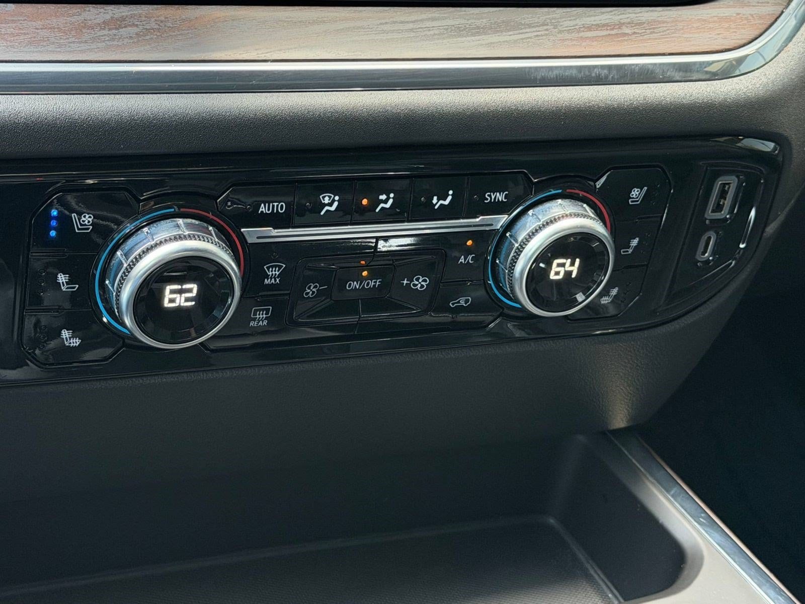 2023 GMC Sierra 1500 SLT - Photo 32