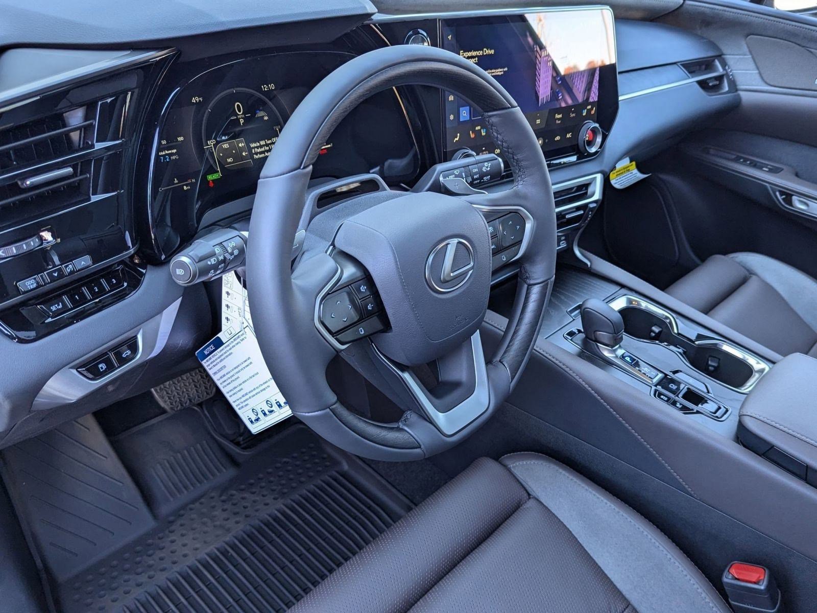 2026 Lexus RX 350h Luxury AWD photo 4