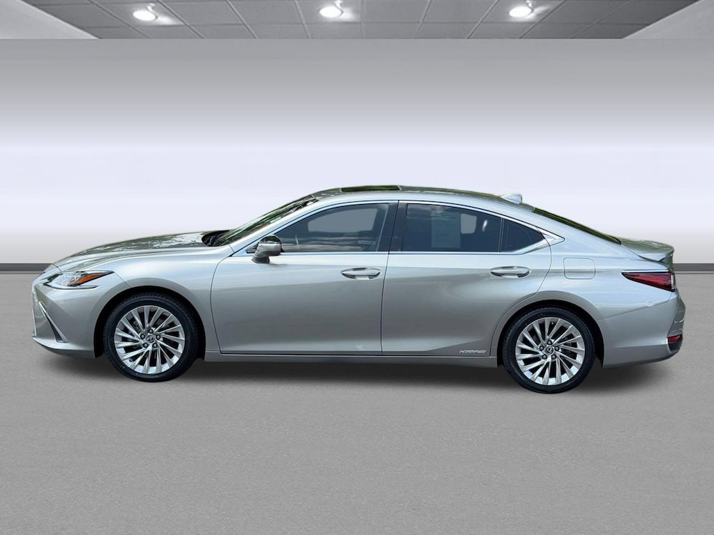 Certified 2021 Lexus ES 300h Ultra Luxury Sedan