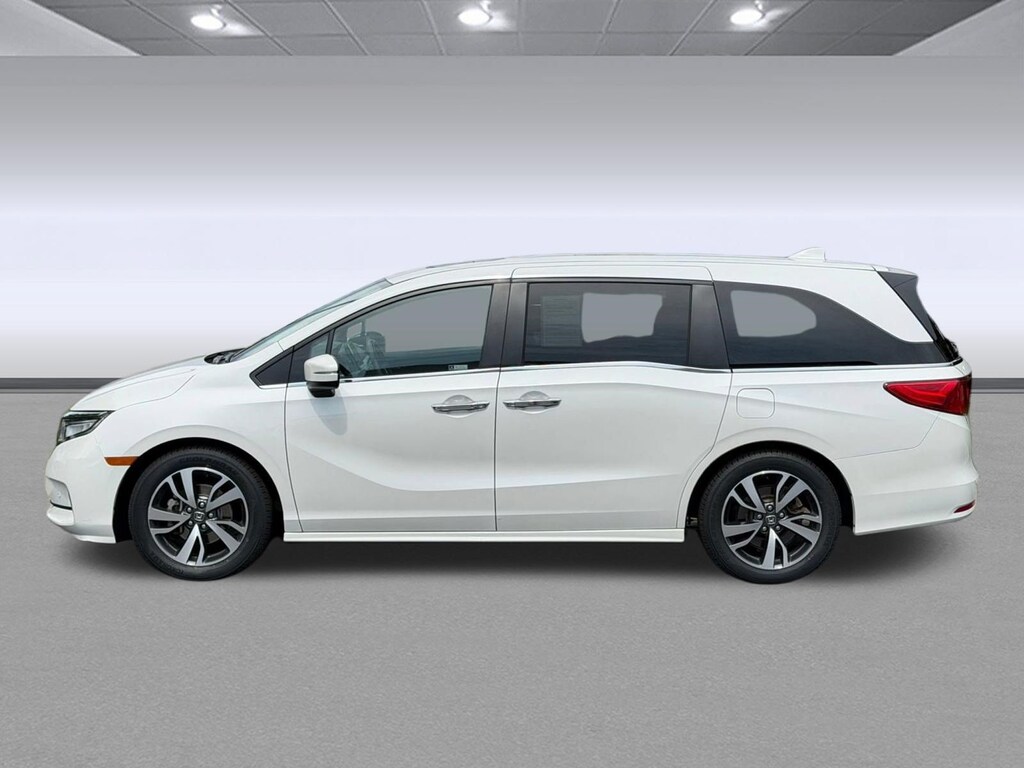 Used 2023 Honda Odyssey Touring Van