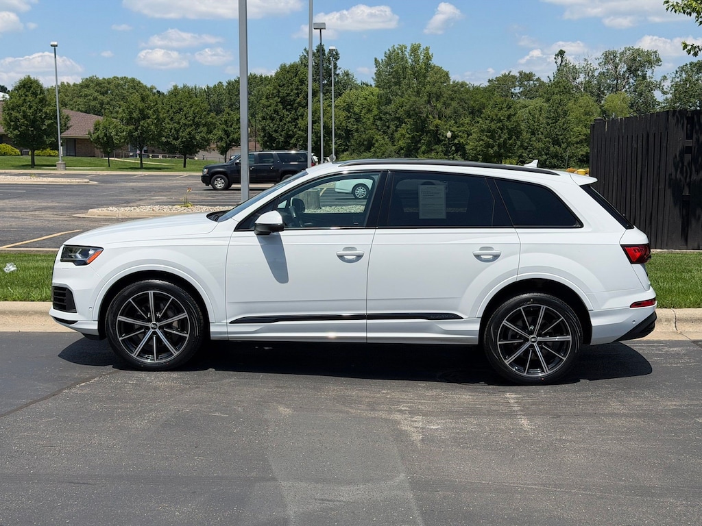 Used 2022 Audi Q7 55 Premium SUV