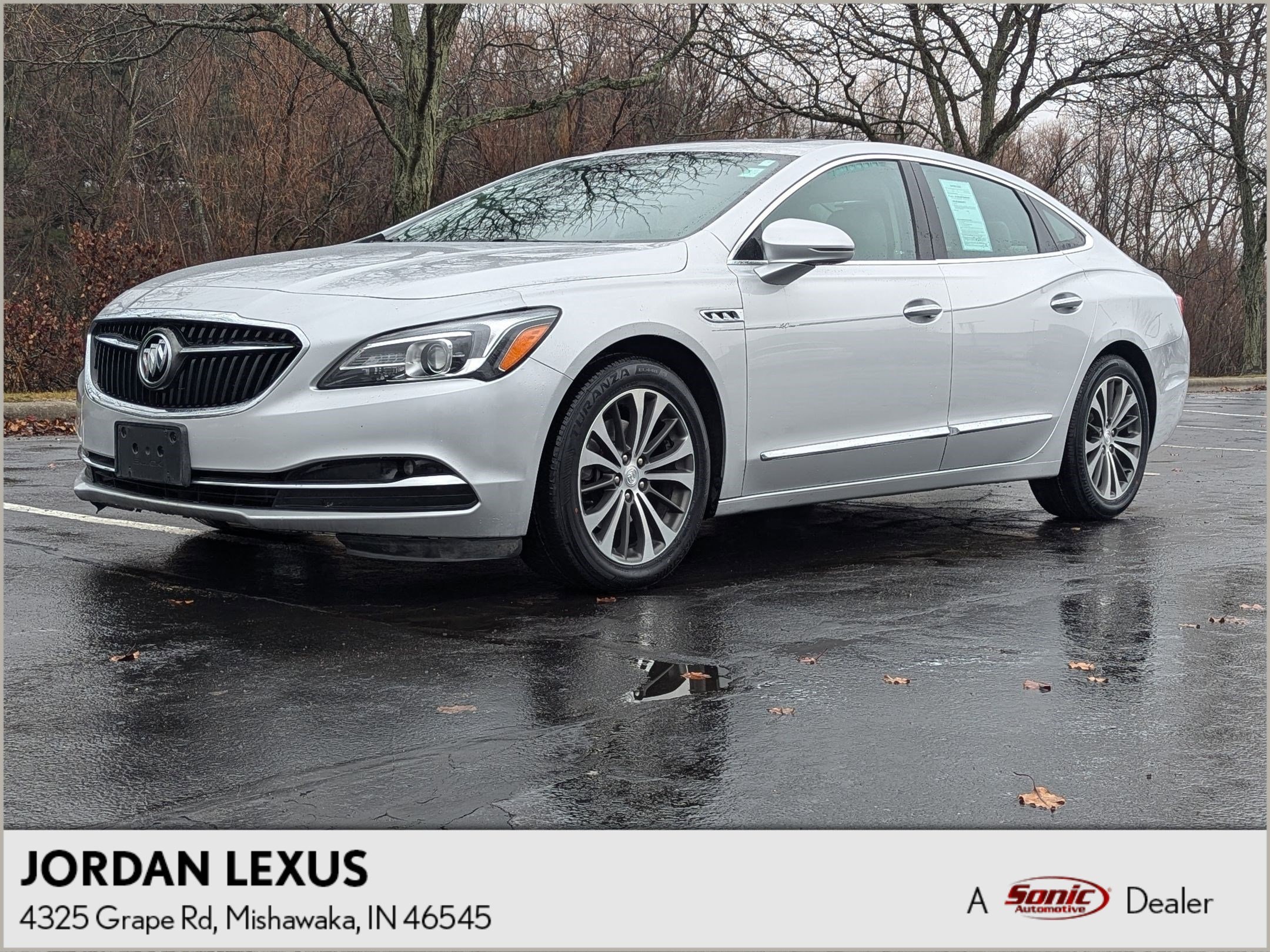 2017 Buick LaCrosse Premium's photo