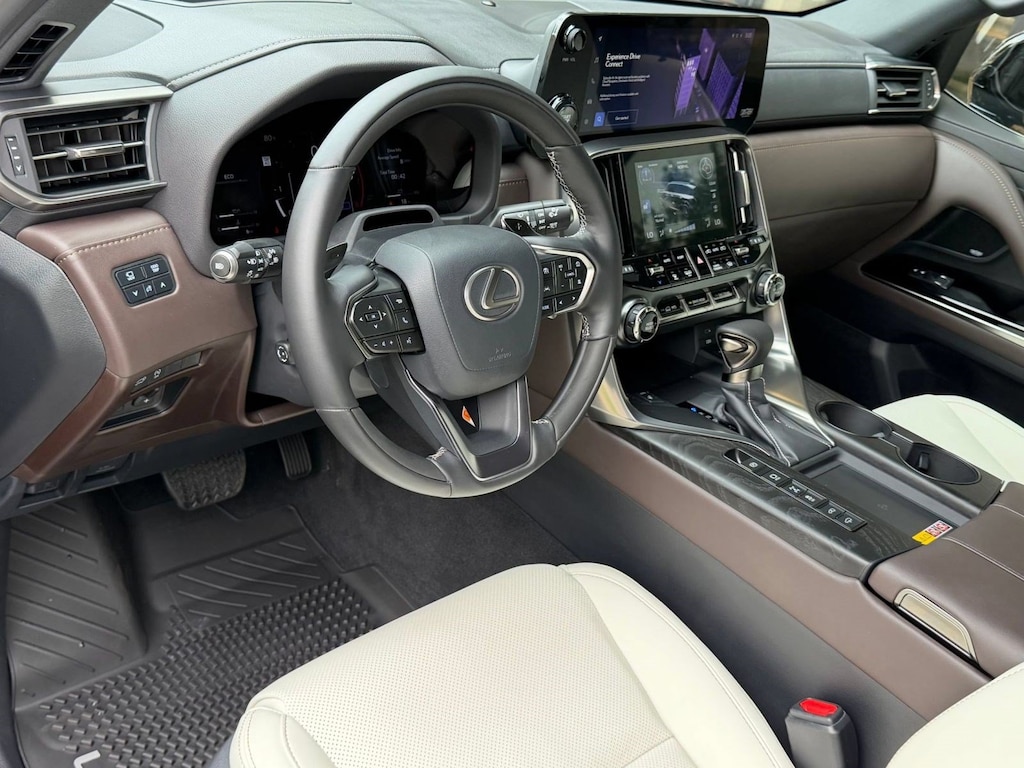 New 2026 Lexus LX 600 LUXURY 5-DOOR SUV 4X4