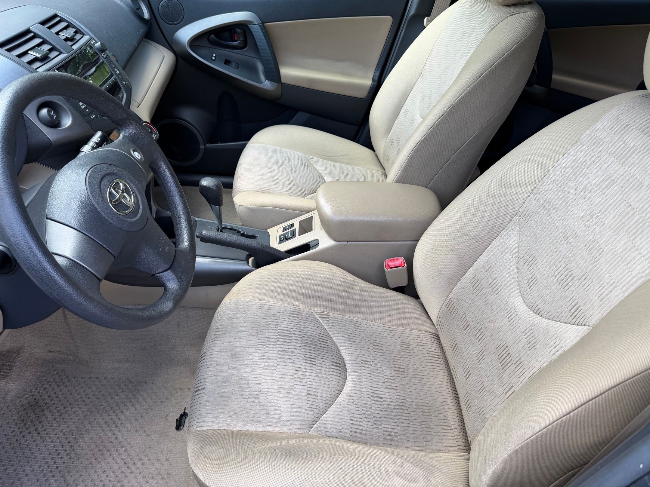 RAV4 Base SUV