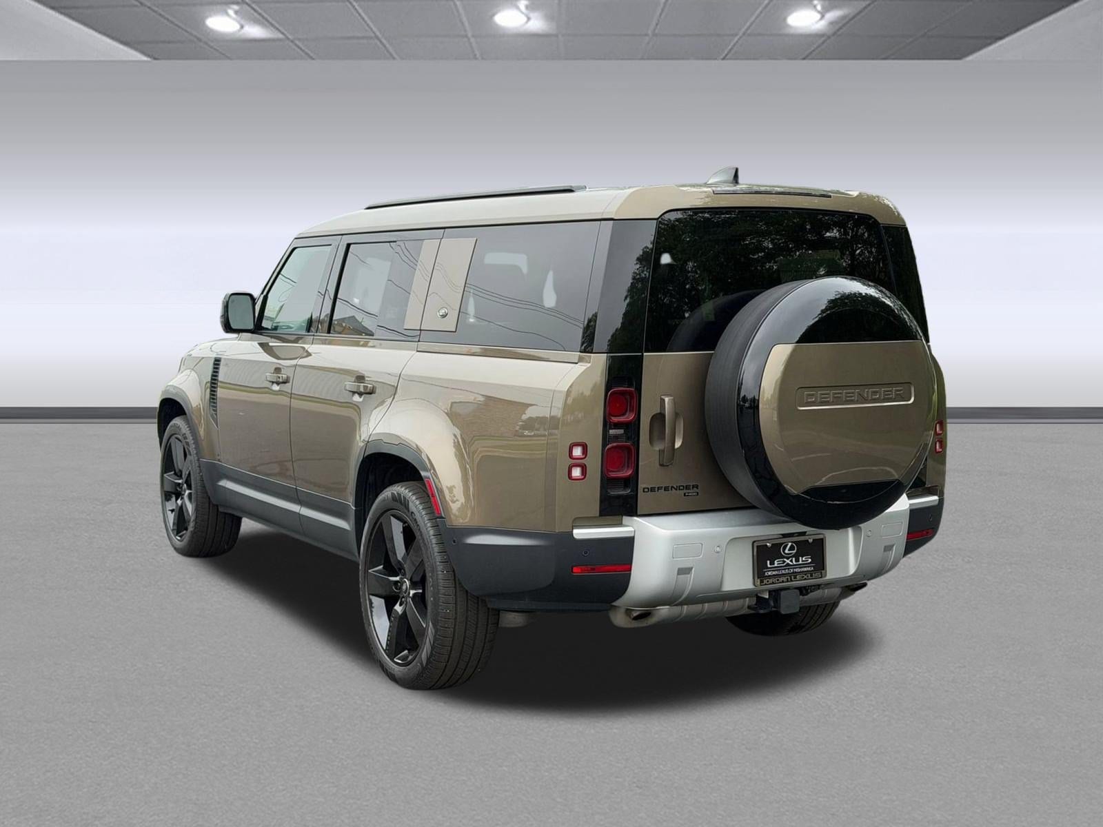 2023 Land Rover Defender 130 SE SUV