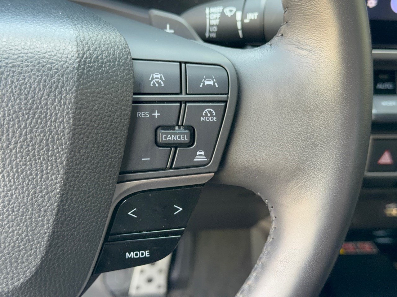 2025 Toyota Camry XSE - Photo 19