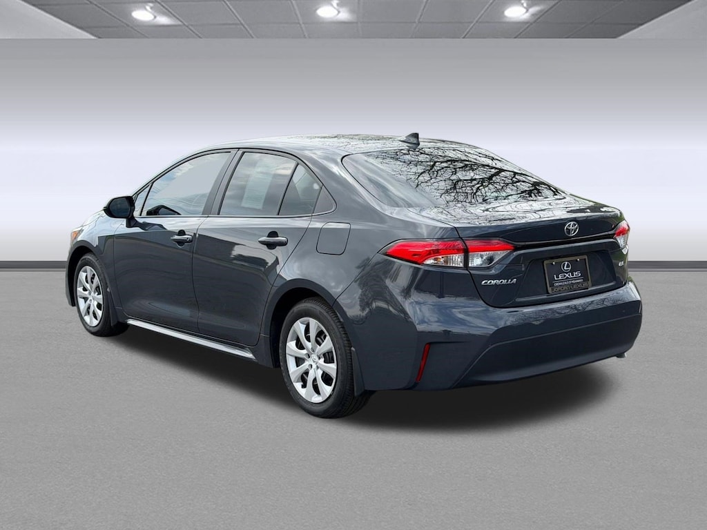 Used 2025 Toyota Corolla LE Sedan