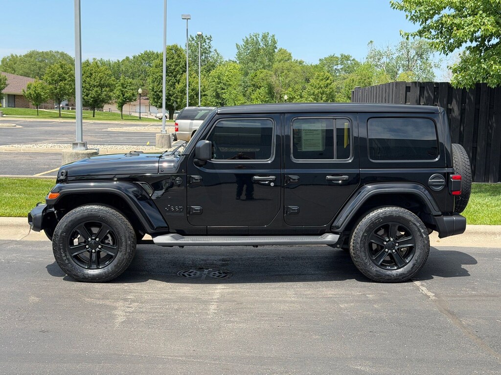 Used 2021 Jeep Wrangler Unlimited Sahara SUV
