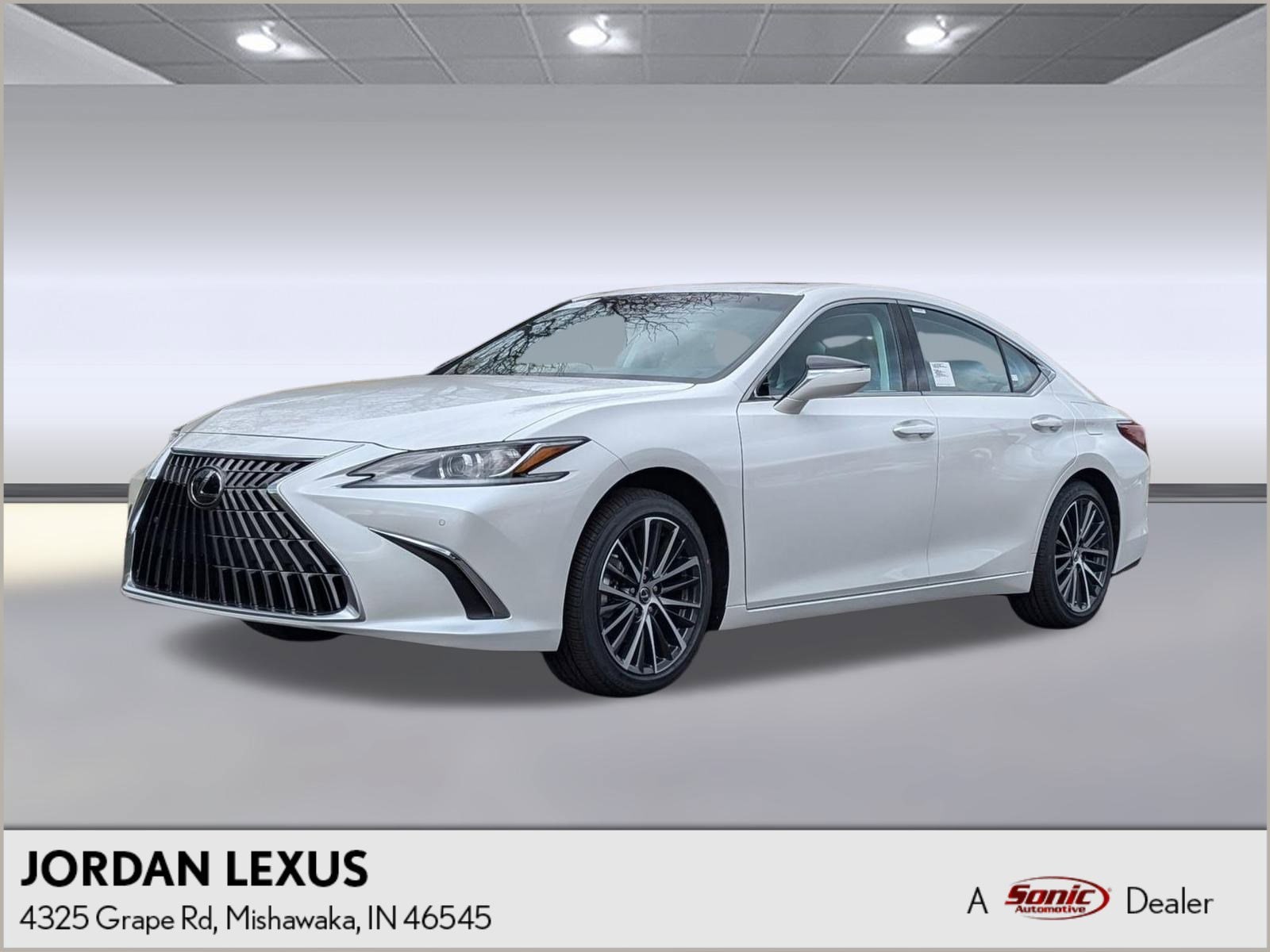 2025 Lexus ES 350's photo
