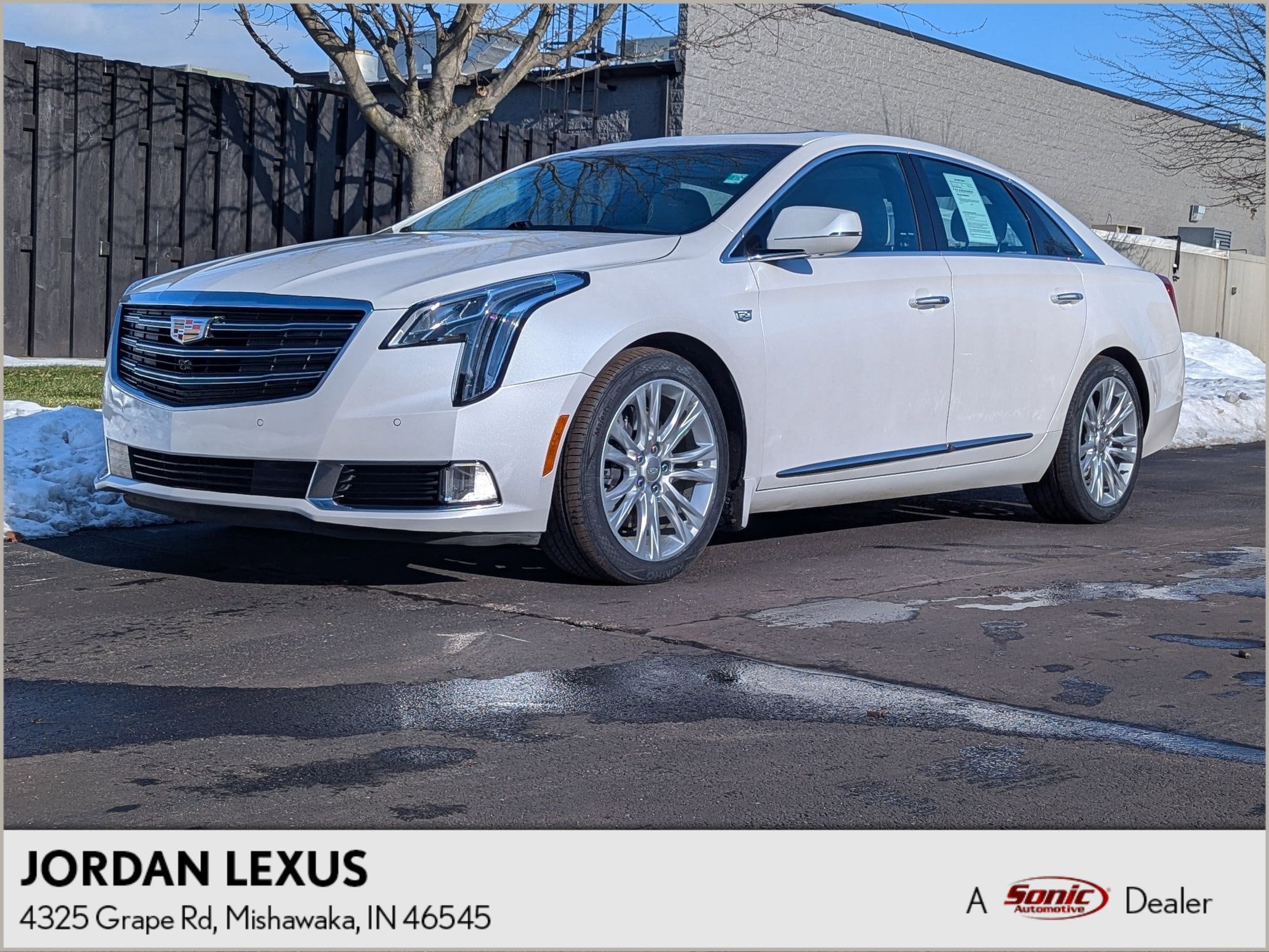 2018 Cadillac XTS Luxury's photo