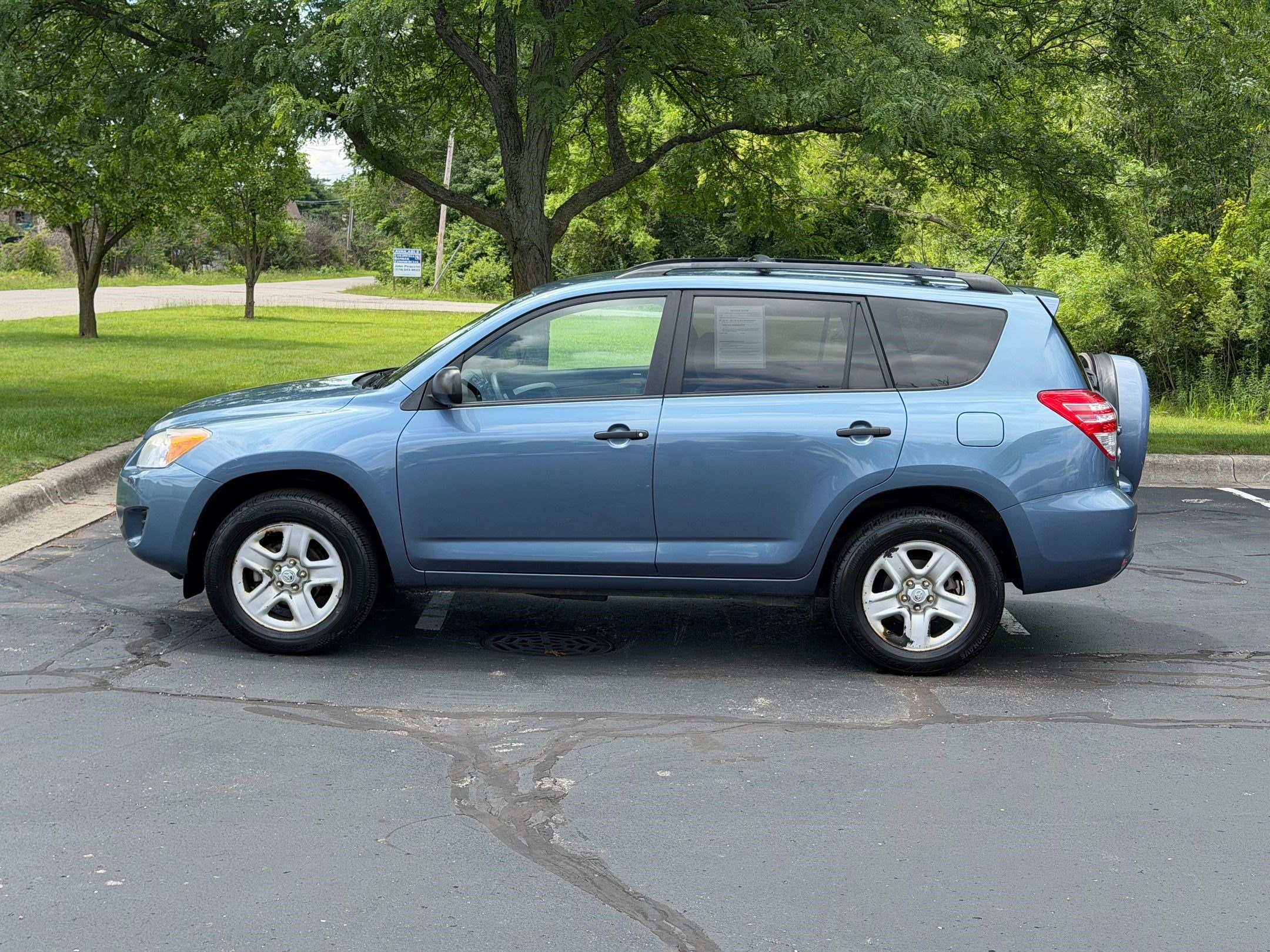 RAV4 Base SUV
