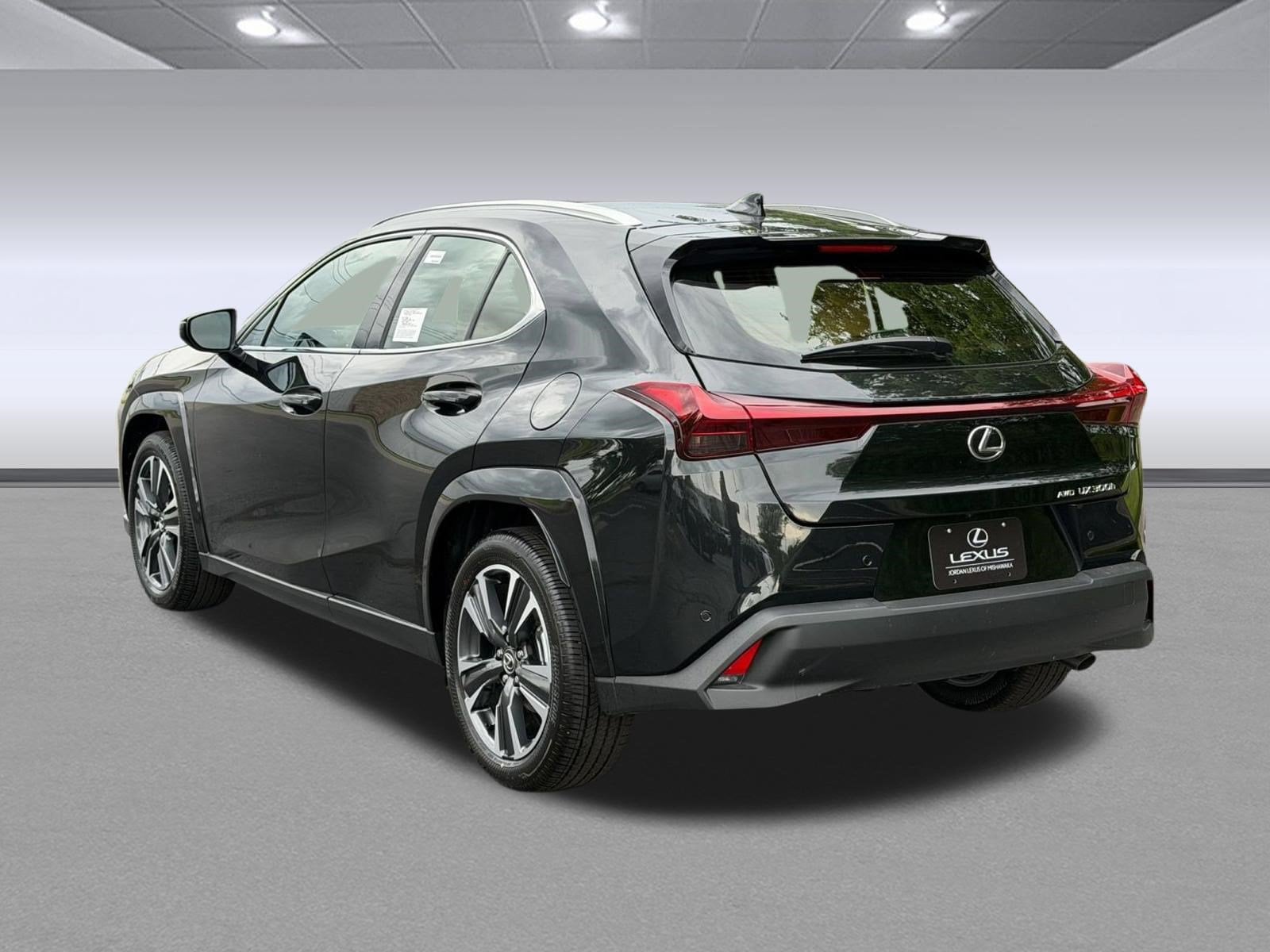 UX HYBRID 300h PREMIUM AWD 5-DOOR SUV AWD