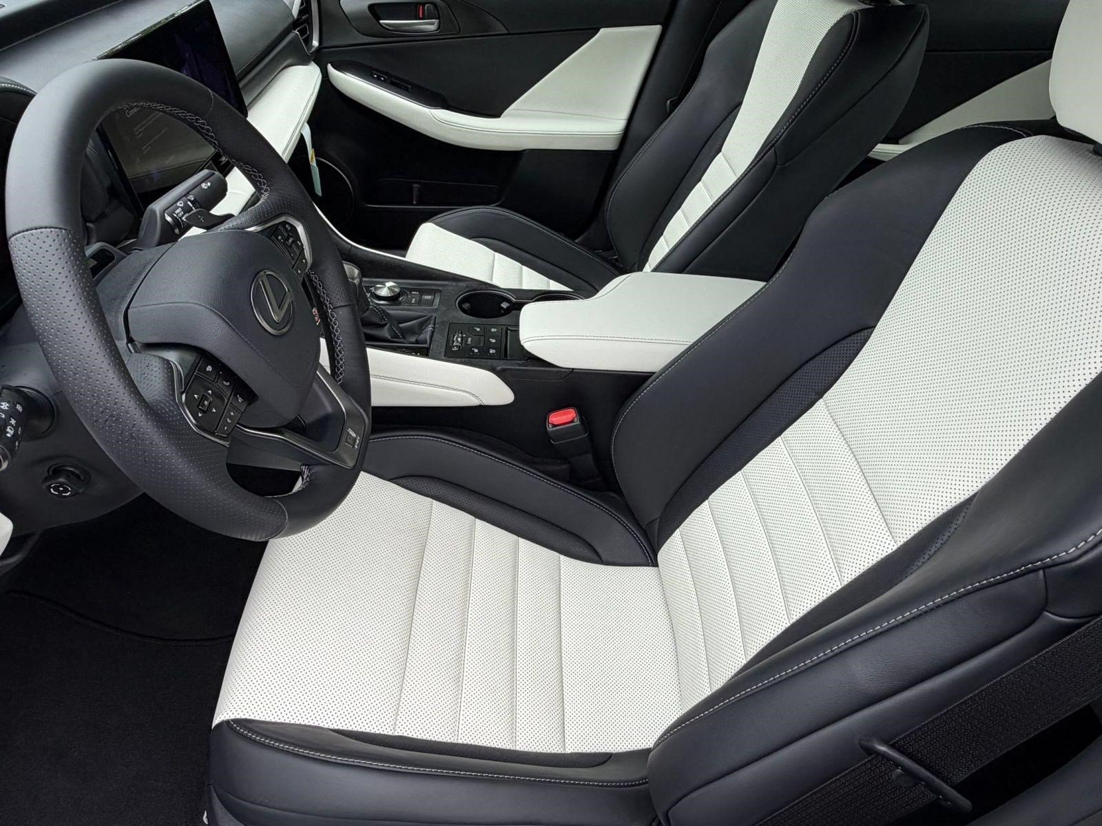 2026 Lexus IS 350 F SPORT - Photo 5