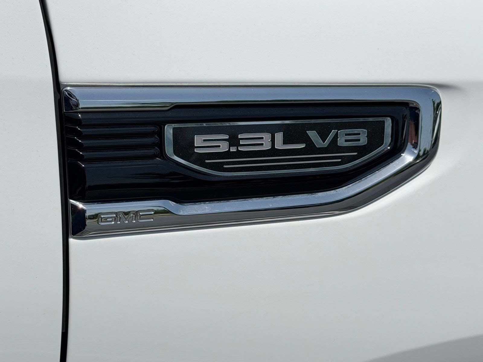 2023 GMC Sierra 1500 SLT - Photo 37