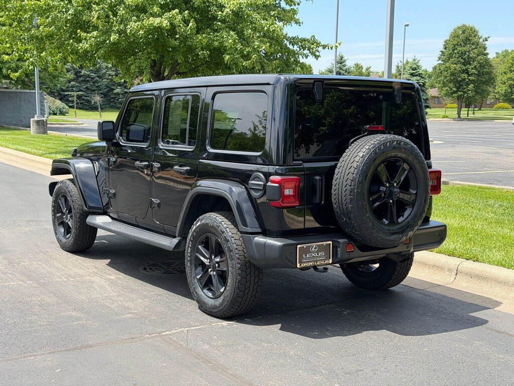 Used 2021 Jeep Wrangler Unlimited Sahara SUV