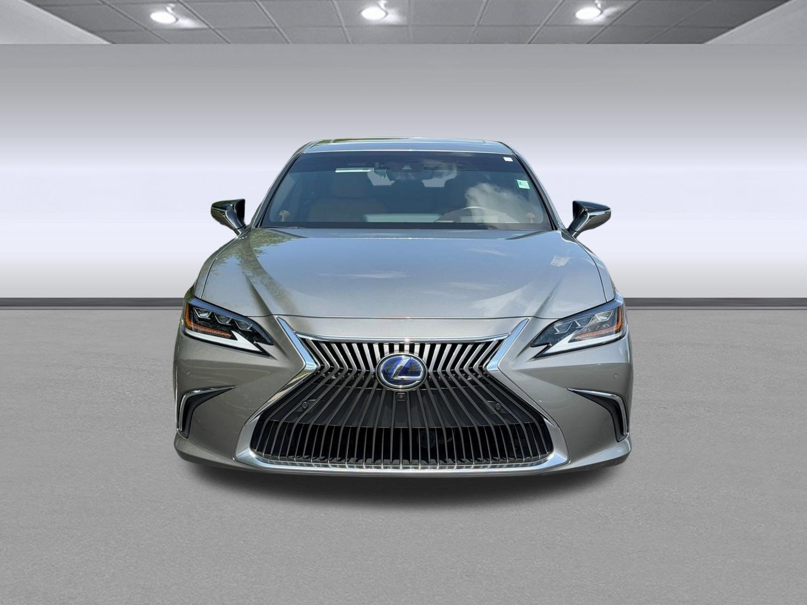 2021 LEXUS ES 300h Ultra Luxury Sedan