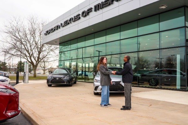 Customer and Staff at Jordan Lexus of Mishawaka entrance