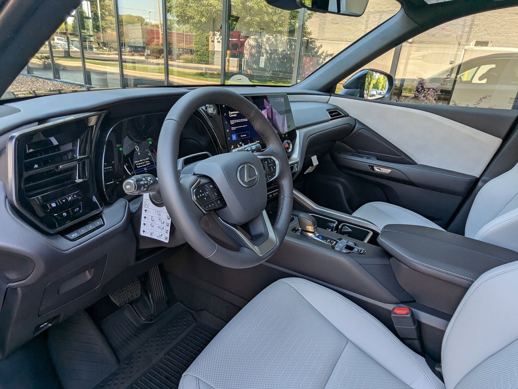 2026 Lexus TX 350 photo 4