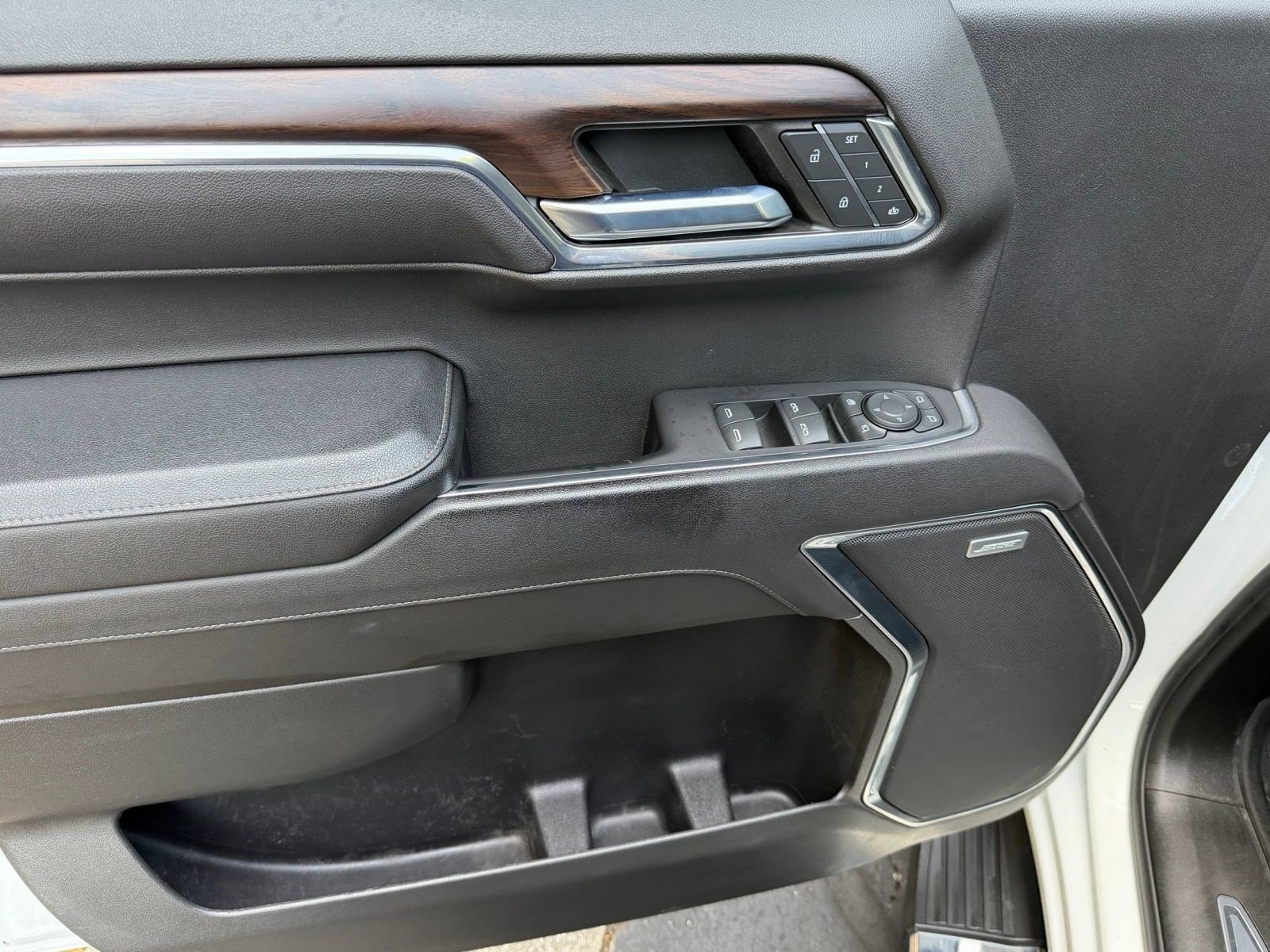2023 GMC Sierra 1500 SLT - Photo 14