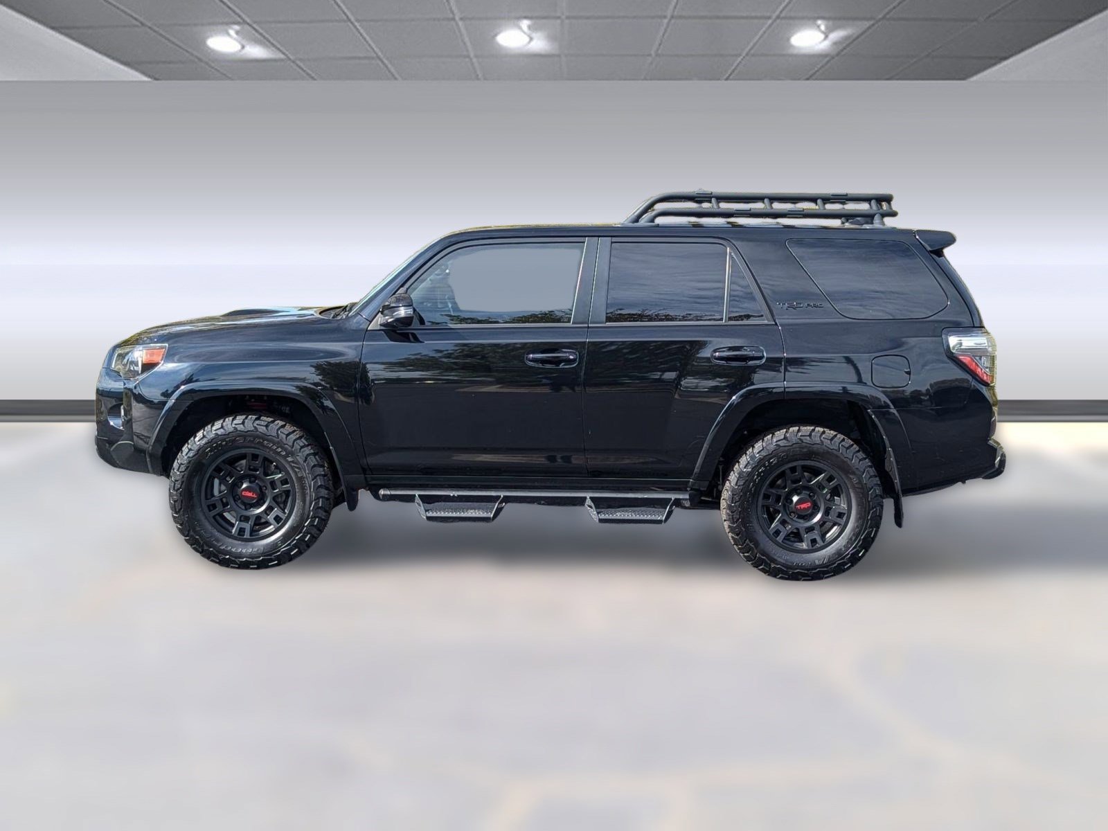 2023 Toyota 4Runner TRD Pro photo 2