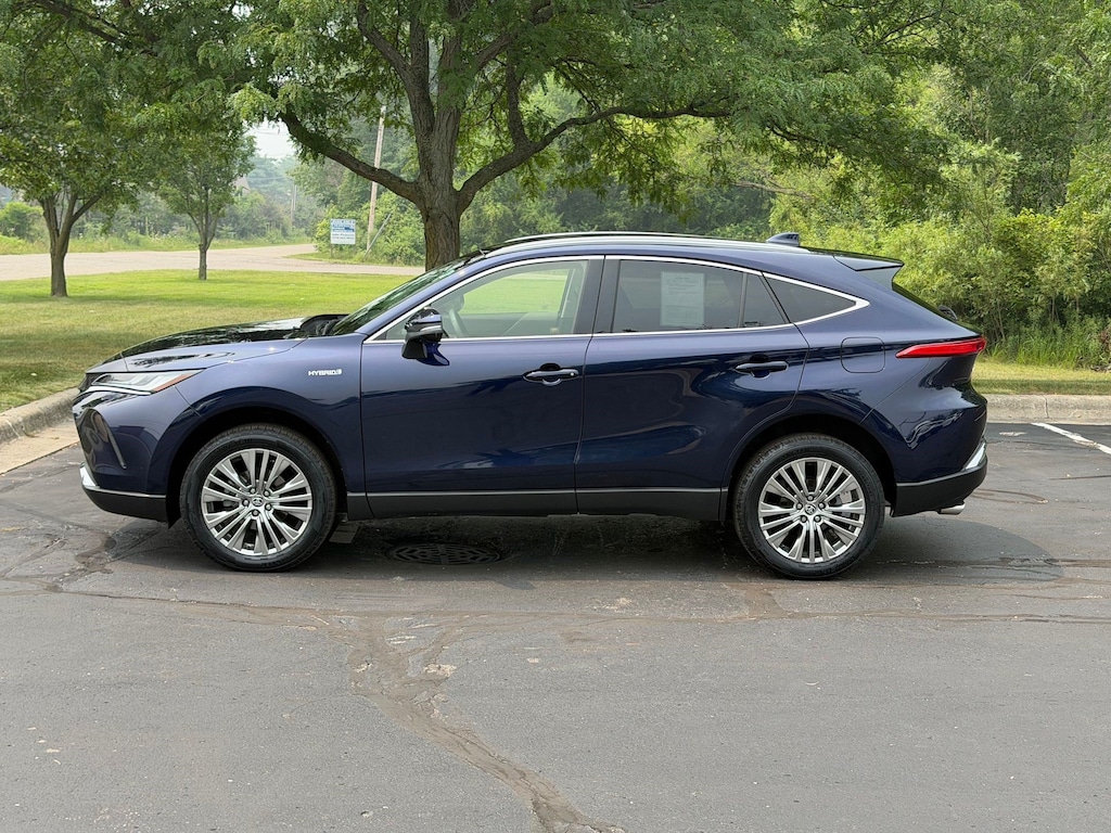 Used 2021 Toyota Venza Limited SUV