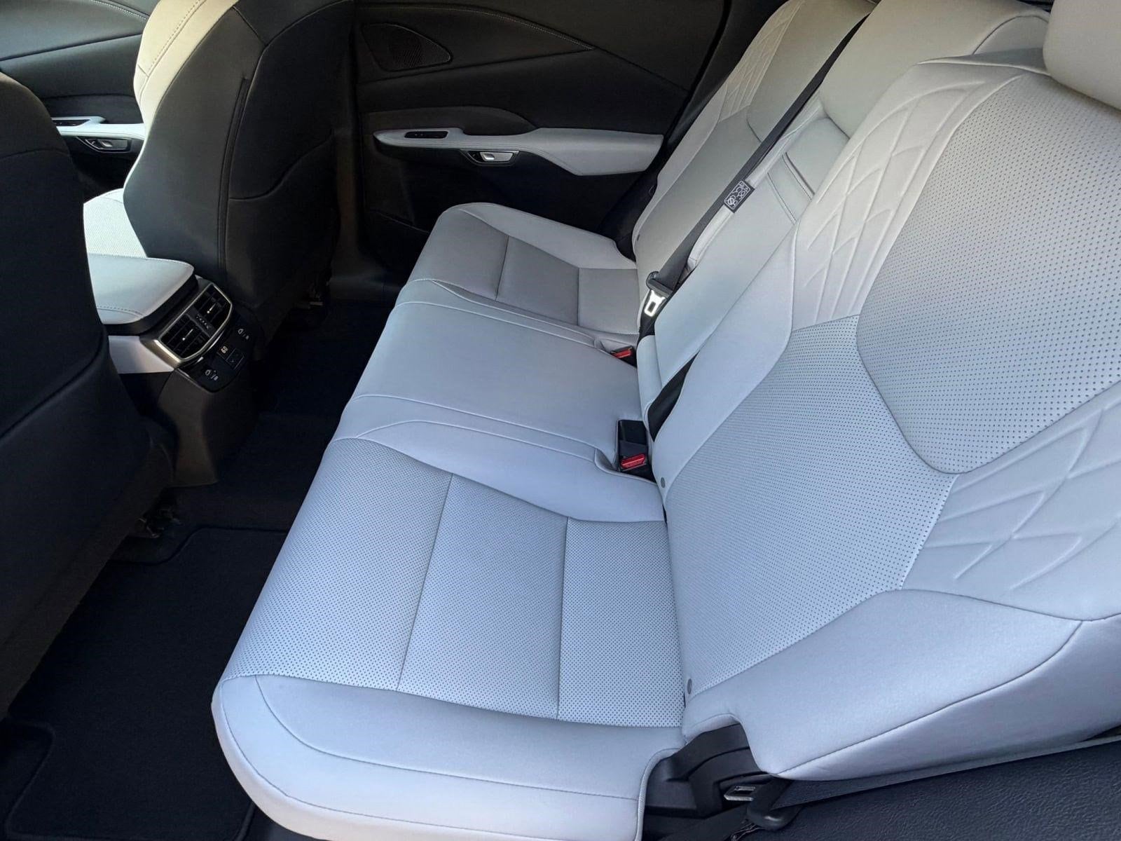 2026 Lexus RX 350 F-Sport - Photo 22